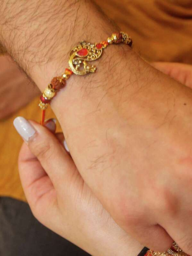 Raksha Bandhan celebrated in Festival